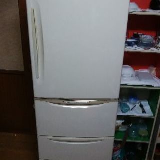 冷蔵庫（日立R-S37MVPc) 