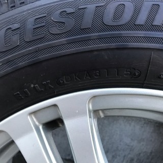 フリードに履かせていました。