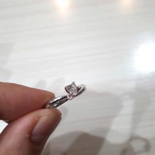 指輪　婚約指輪