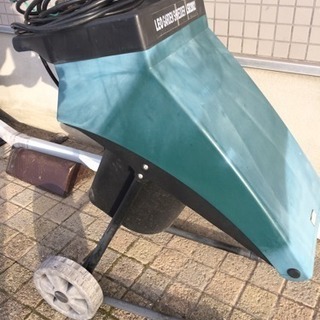 ガーデニング用小枝粉砕機