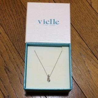 新品 シルバーネックレス vielle