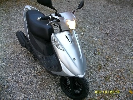 スズキ　アドレス　CF46A-576。走行43311Km。125cc。保険35年3月31日まで。