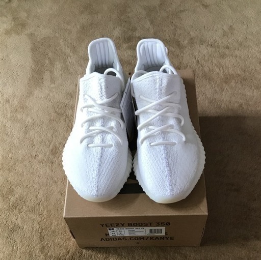 新品未使用 YEEZY BOOST 350 v2