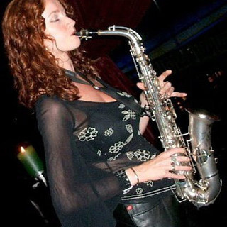 Jazz　Sax・管楽器募集（ビギナー可）♬