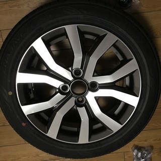 TOYOTA タンク／ルーミー カスタムGT純正15インチアルミホイール 新品