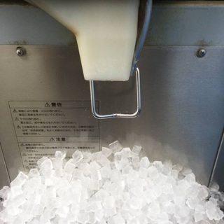 サンヨー 製氷機 チップアイスディスペンサー SIM-CD105