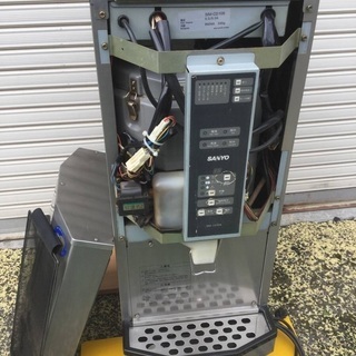サンヨー 製氷機 チップアイスディスペンサー SIM-CD105