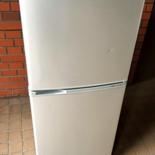 チコモコ！美品‼️AQUA 137L 冷蔵庫 24年製 2ドア冷蔵庫 AQUA 137L