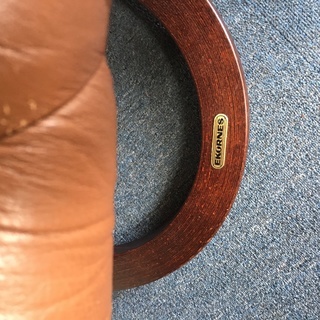 「直接取引OK」エコーネス　EKORNES　リクライニングチェア　オットマン付き