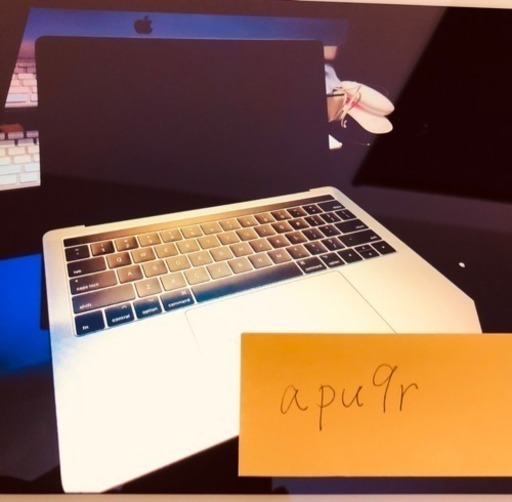 Apple MacBook Pro 13inch TouchBar搭載モデル