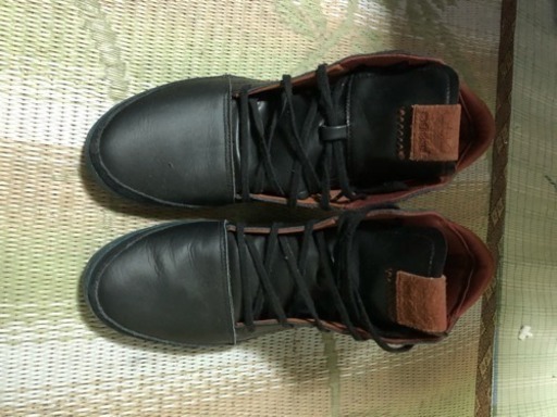 靴 adidas