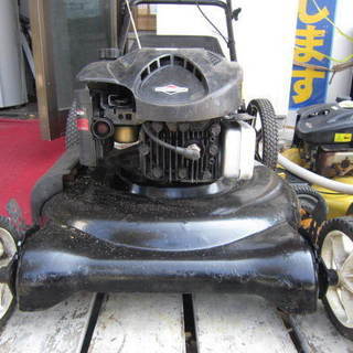 アメリカ製芝刈り機6馬力バケット付き
