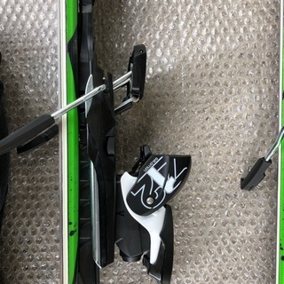 新品 サロモン スキー板とヴンディング
