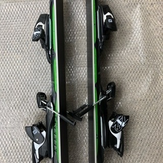 新品 サロモン スキー板とヴンディング