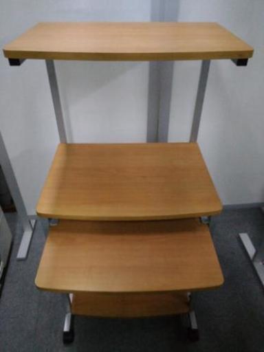 取引中）パソコンラック