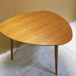 ３本脚木製テーブル『美品中古』【リサイクルショップサルフ】