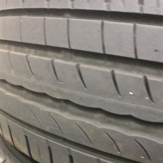 ヴェルファイア20系 タイヤ