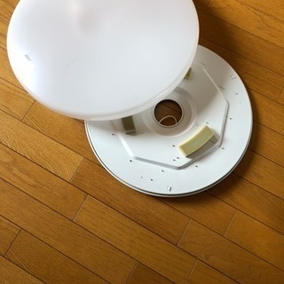 【中古】LEDシーリングライト(リモコン付き)