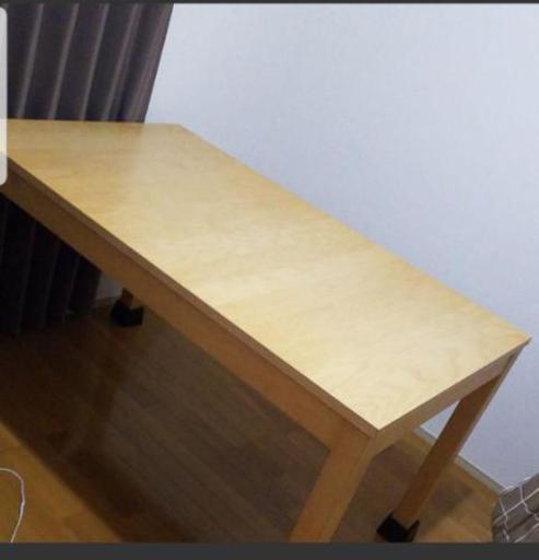 お話中 IKEA IKEA BJURSTA ビュースタ伸長式テーブル