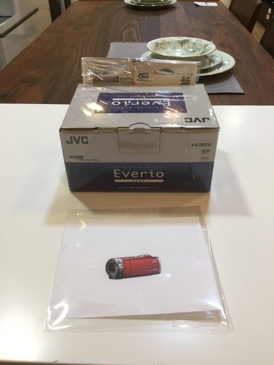 ☆【店頭引取り限定】未使用品　JVC　ハイビジョンメモリームービー　Everio☆