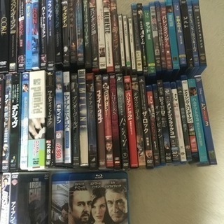 本日夜までの出品です  自宅で映画三昧