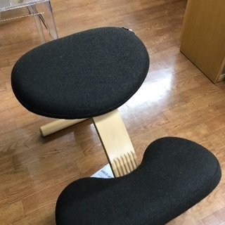 RYBO バランスチェア 中古品 ① バランスチェア RYBO社 参考3.5万！