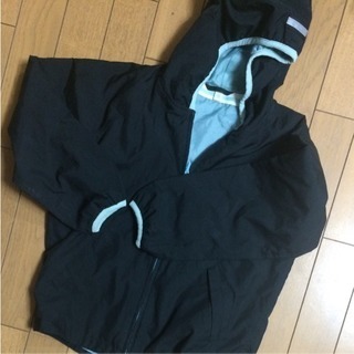 UNIQLO  ジャンパー 黒色 130