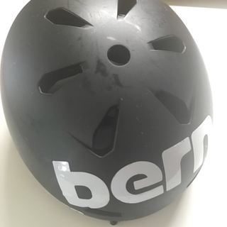 BERNのヘルメット　程度良好
