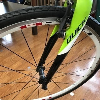 キャノンデール クイック700c ライムグリーン