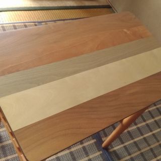 天然木　棚板付きサイドテーブル
