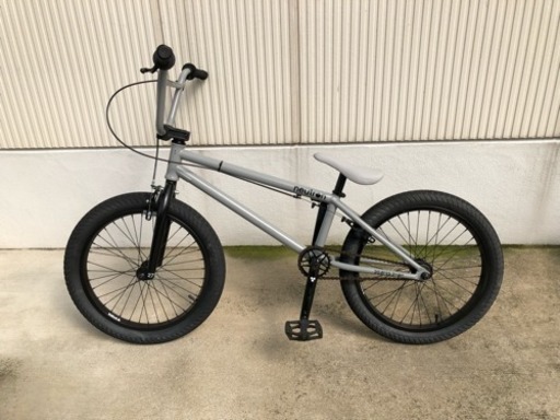 FLYBIKES Neutron (室内保管、目立った汚れやキズ無し)