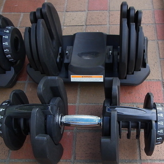 17段階可変式ダンベル(5〜40kg)×2＋インクラインベンチ 耐荷重400KG Amazon | 商品 トレーニングベンチ＋可変式 ダンベル 40kg