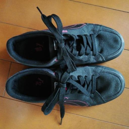 プーマ puma スニーカー 靴 黒 ピンク 24.5 レディース (はなこ) 一宮 
