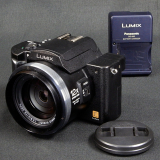 Panasonic LUMIX DMC-FZ10 ブラック Used