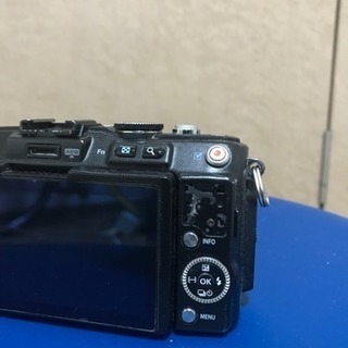 【春の行楽・運動会にも】付属もセットでお譲りします★オリンパス ミラーレス一眼カメラ E-PL5本体+単焦点レンズ25mm F1.8 ブラック