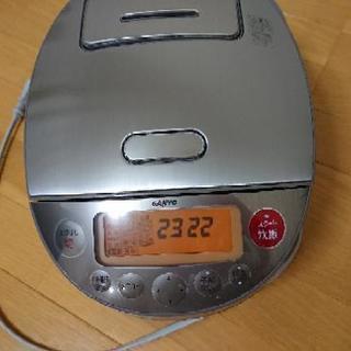 炊飯器 10年製 SANYO