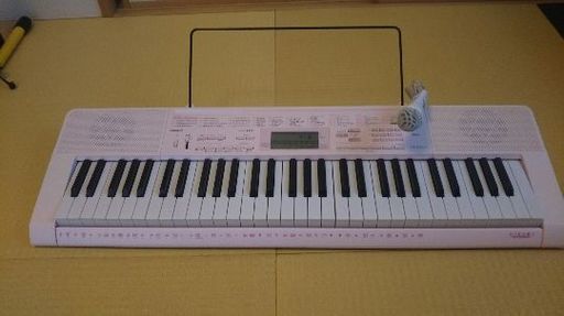 カシオ 光ナビゲーション キーボード 電子ピアノ箱付 LK115