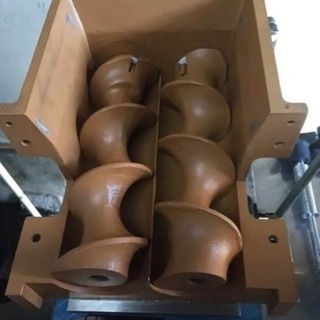 団子串刺し機