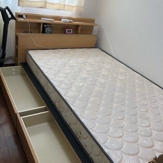 引っ越しするので売ります