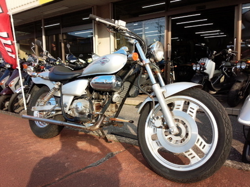 NO.2307　マグナ５０ (MAGNA)　４サイクル クラッチ付き４速ミッション　極スラッシュカットマフラー　☆彡