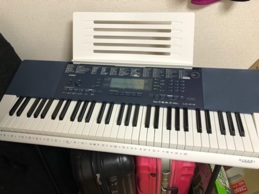 CASIO LK-215電子ピアノ