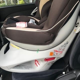 取引中)エールベベ クルット5i isofix 360°回転 新生児