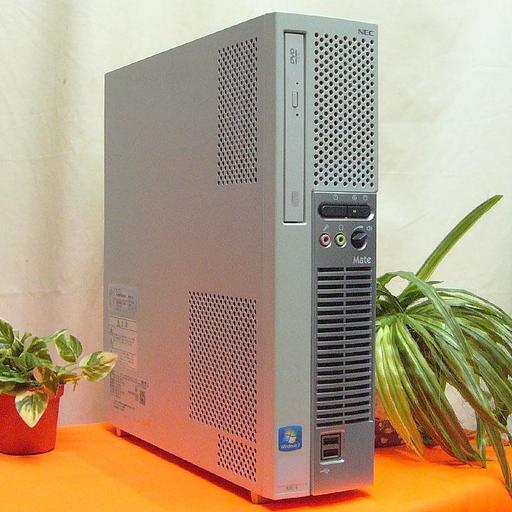 グラフィックボード搭載☆省スペースデスクトップ♪USB3.0♪