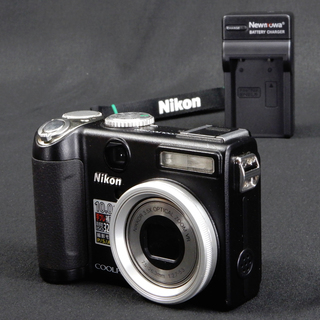 Nikon デジタルカメラ COOLPIX P5000ブラック ...