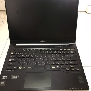 ノートパソコン LIFEBOOK U772/E