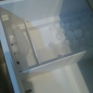 冷蔵庫　日立　315L 3ドア