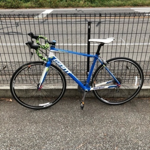 売切れ！ ロードバイク 2015年モデル GIANT DEFY3 TIAGRA10速仕様 Mサイズ