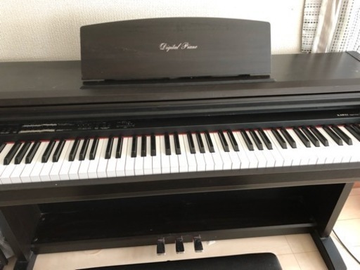 電子ピアノ