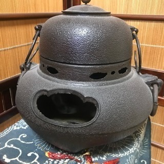 Amazon.co.jp: 骨董品茶釜 茶道具 風炉釜 茶室 茶器 鉄製 織部焼