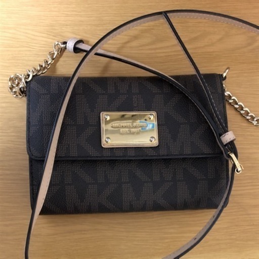 マイケルコースMICHALKORS